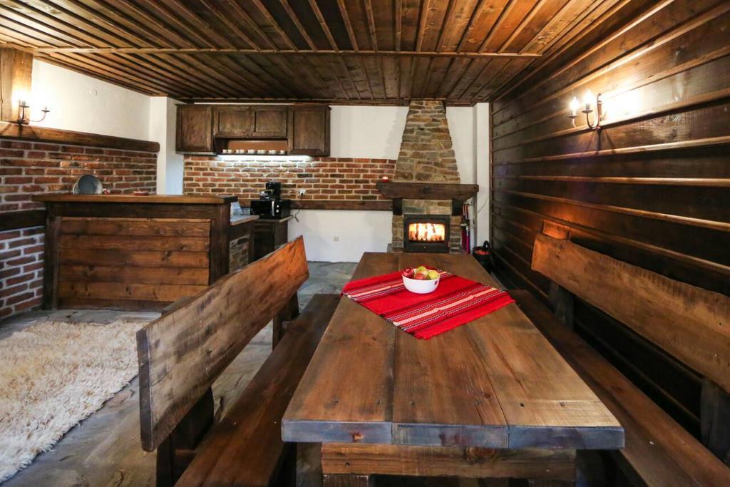 Yancheva Guest House Delchevo Extérieur photo